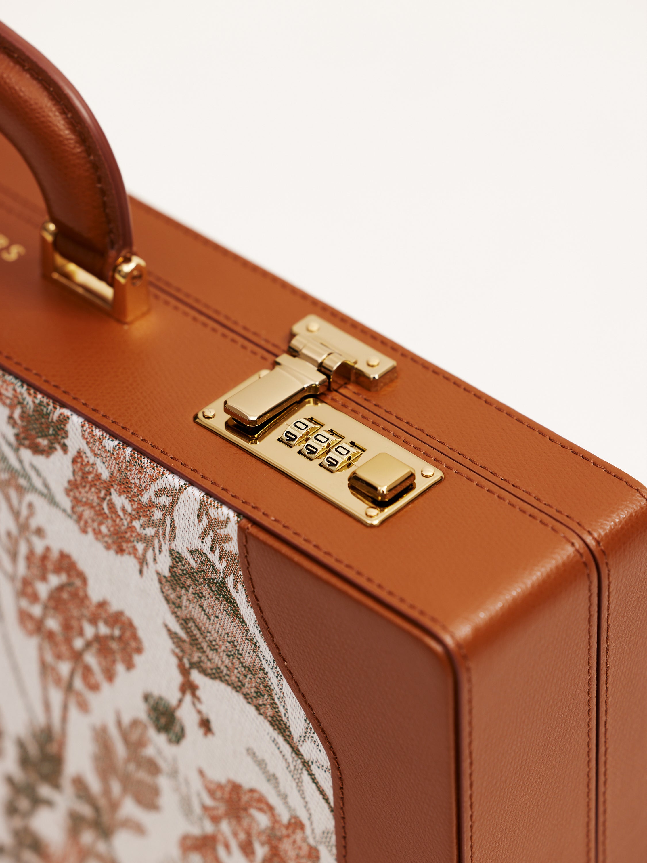 The Heritage Briefcase – Cuoio Scuro