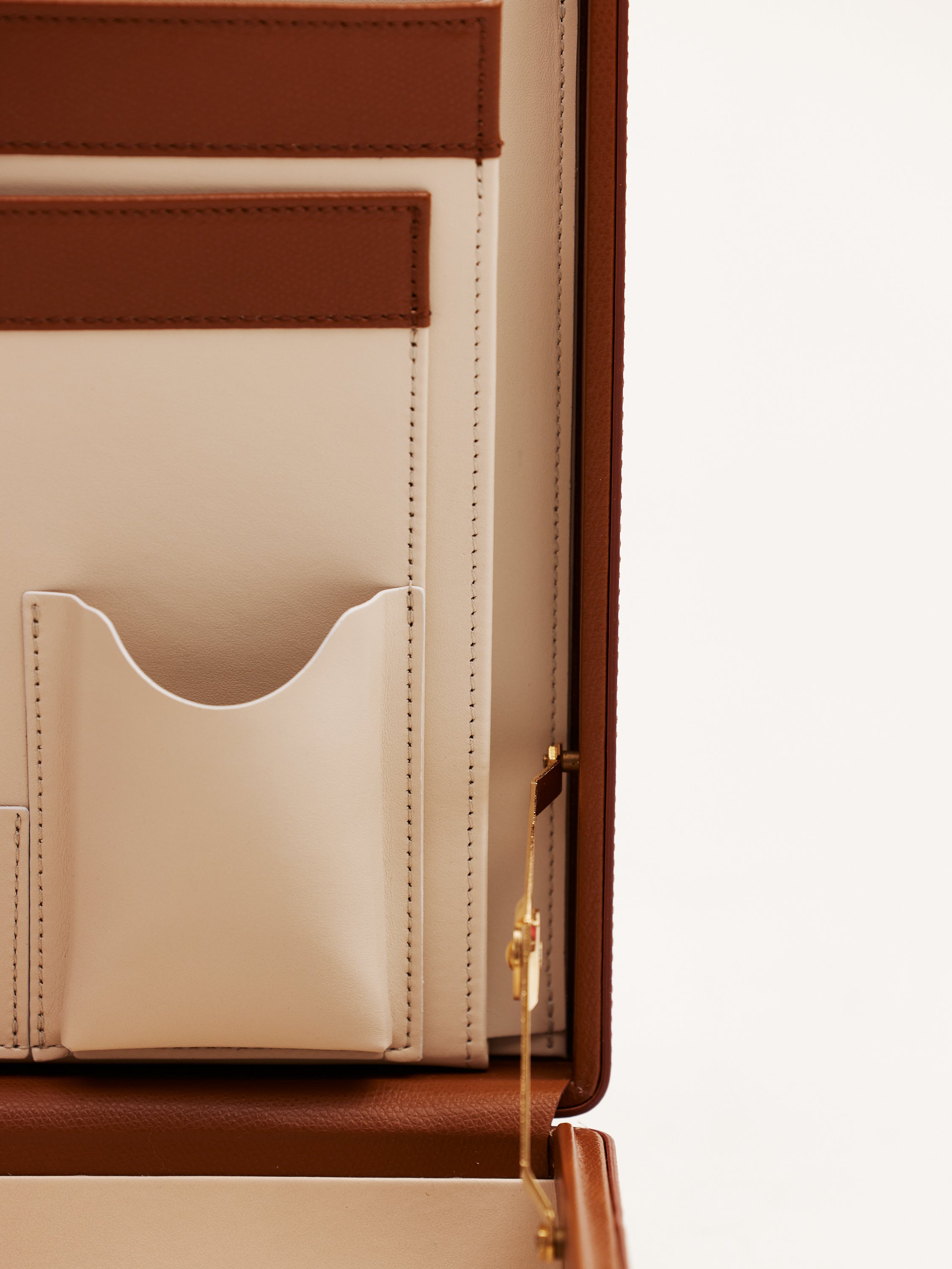The Heritage Briefcase – Cuoio Scuro