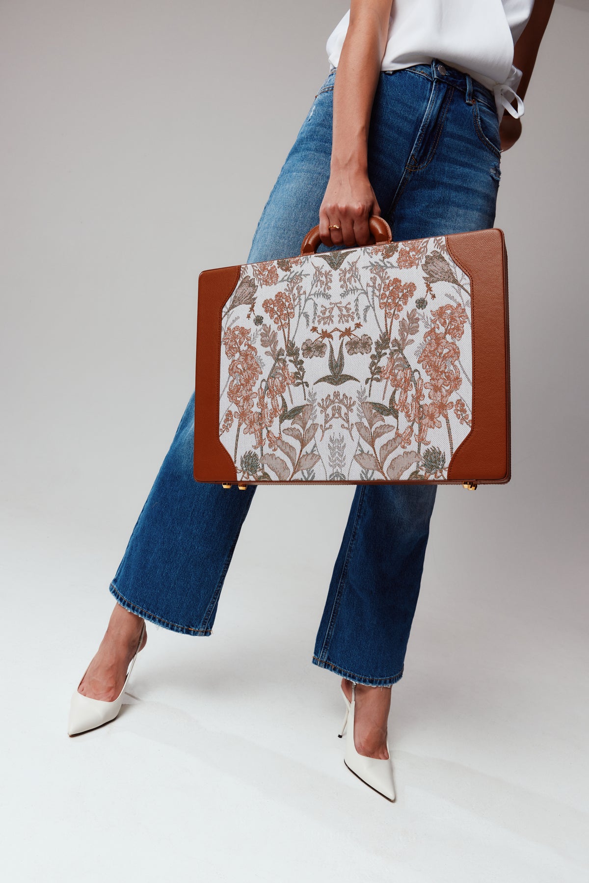 The Heritage Briefcase – Cuoio Scuro