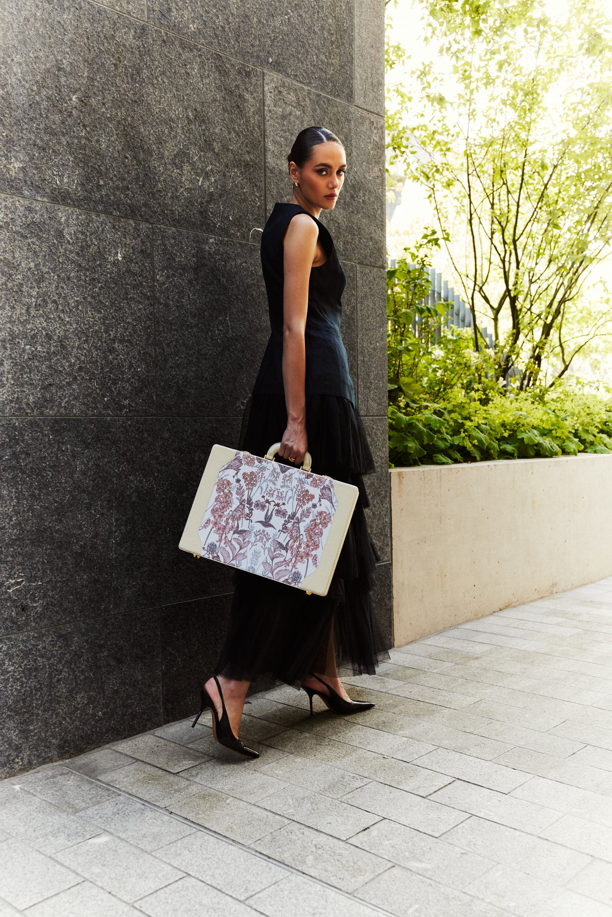 The Heritage Briefcase – Latte