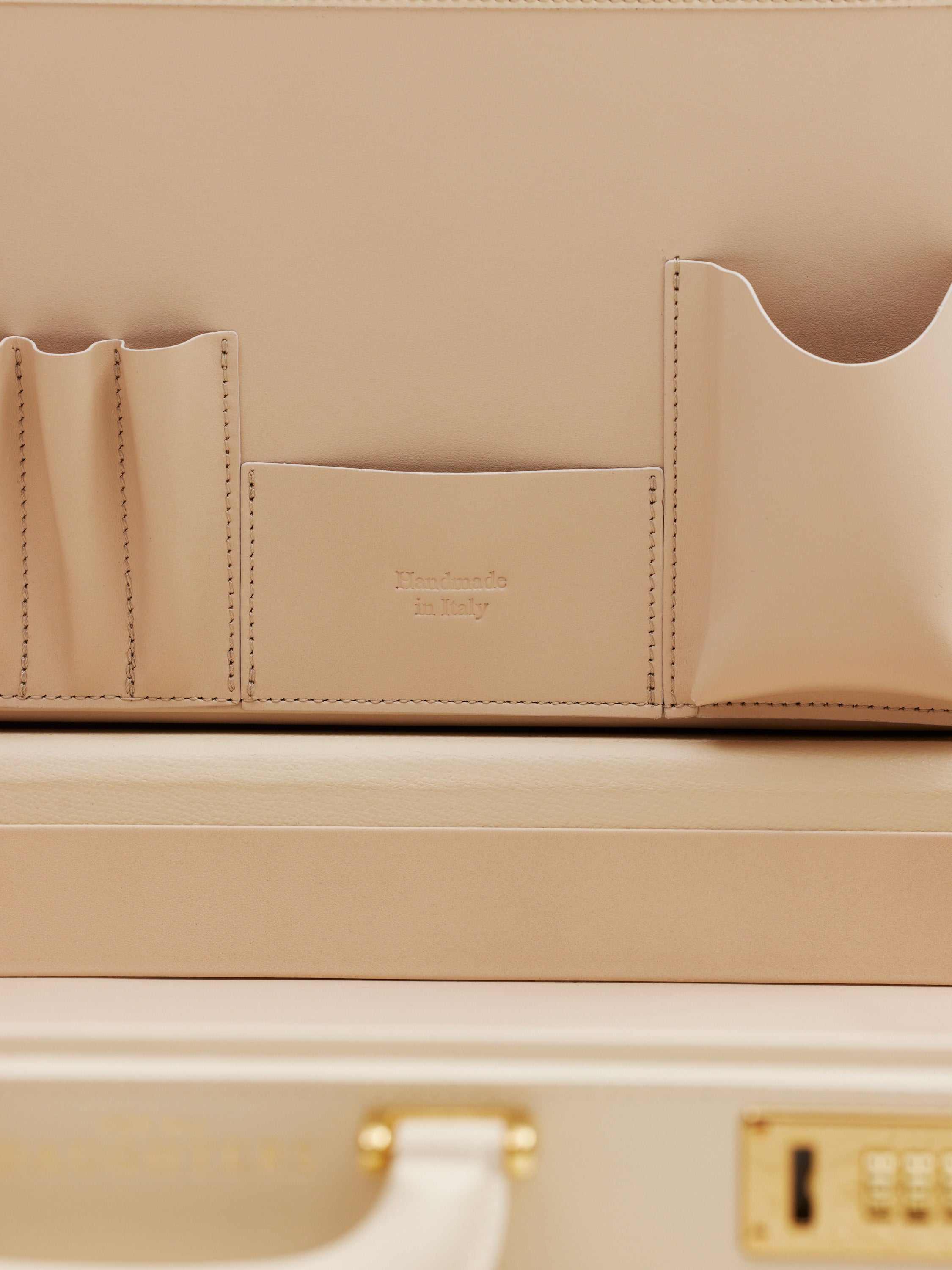 The Heritage Briefcase – Latte